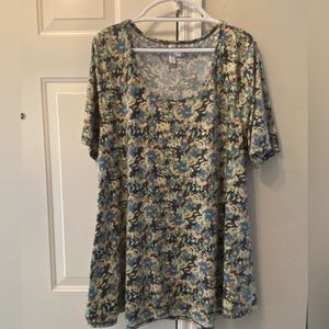 LuLaRoe Perfect T Size 2XL